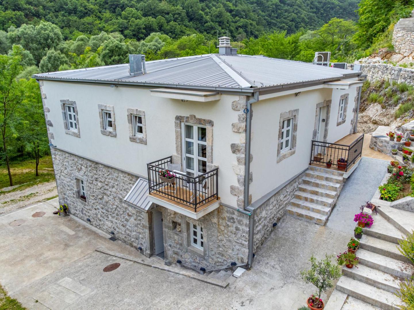 Skala Luxury Rooms Cetinje Buitenkant foto